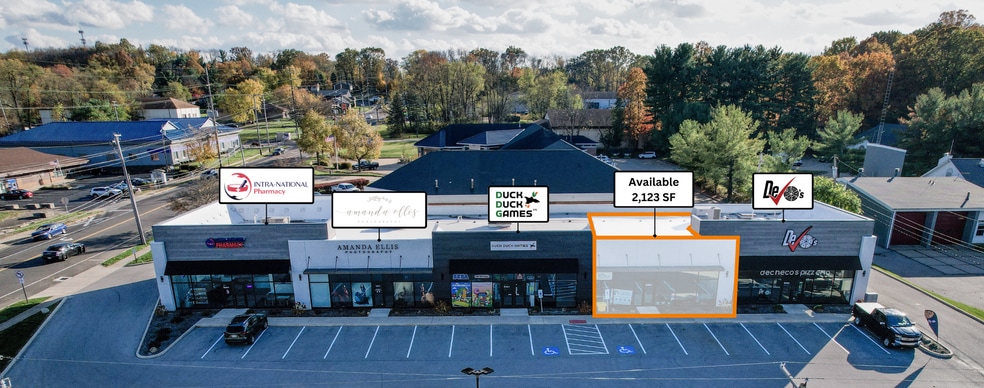 9 S Main St, Munroe Falls, OH à louer - Photo du bâtiment - Image 2 de 4