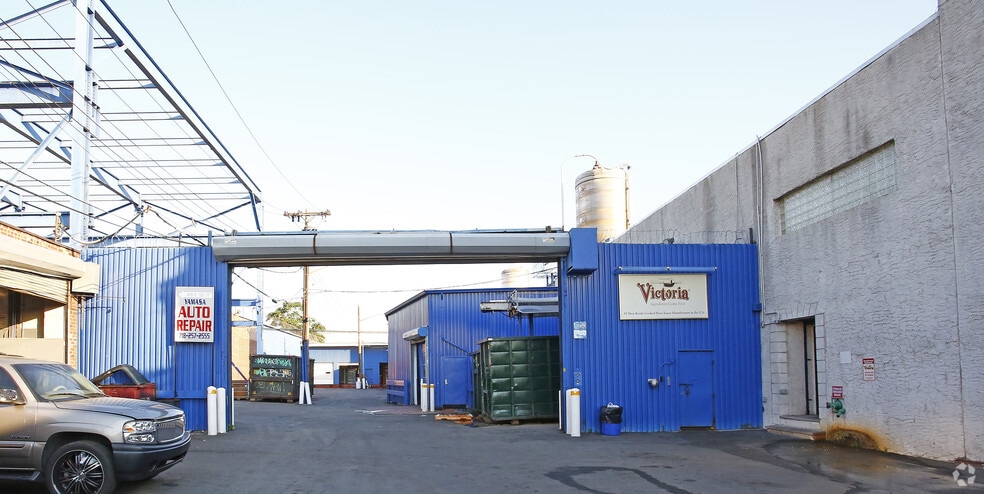 443 E 100th St, Brooklyn, NY for sale - Building Photo - Image 3 of 5