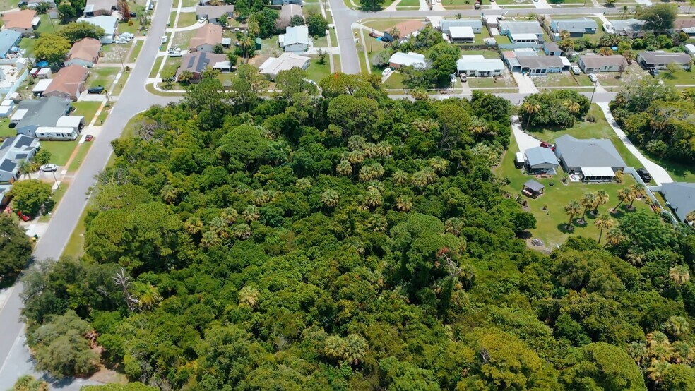 000 Arabella Ln, Cocoa, FL à vendre - Vidéo sur l’inscription commerciale - Image 2 de 6