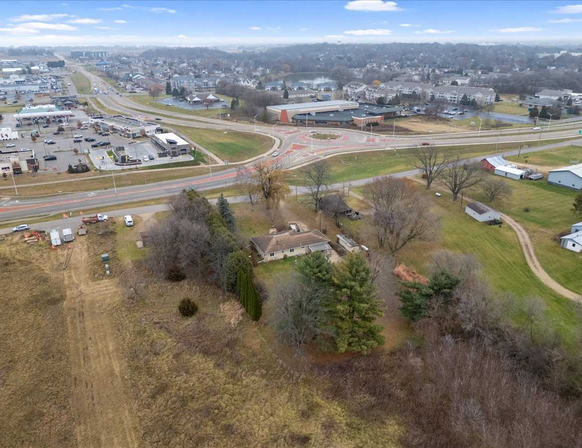 3173 McComb Rd, Stoughton, WI for sale Aerial- Image 1 of 8
