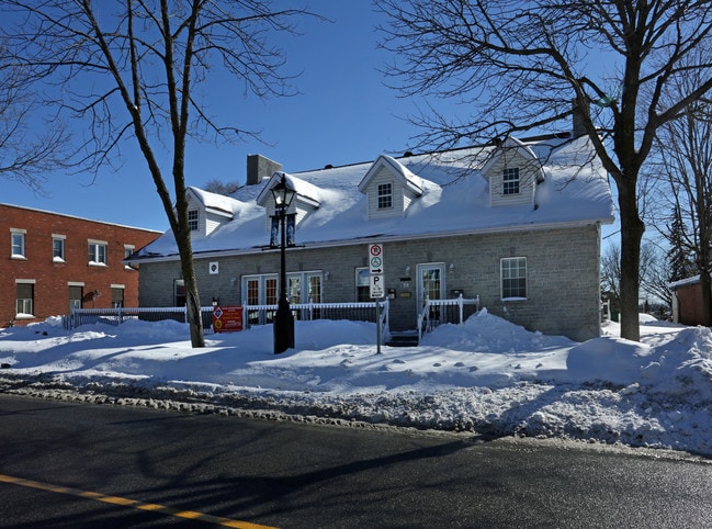 Plus de détails pour 78 Rue Principale, Gatineau, QC - Bureau à louer