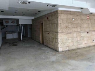 Plus de détails pour Commerce de détail à vendre