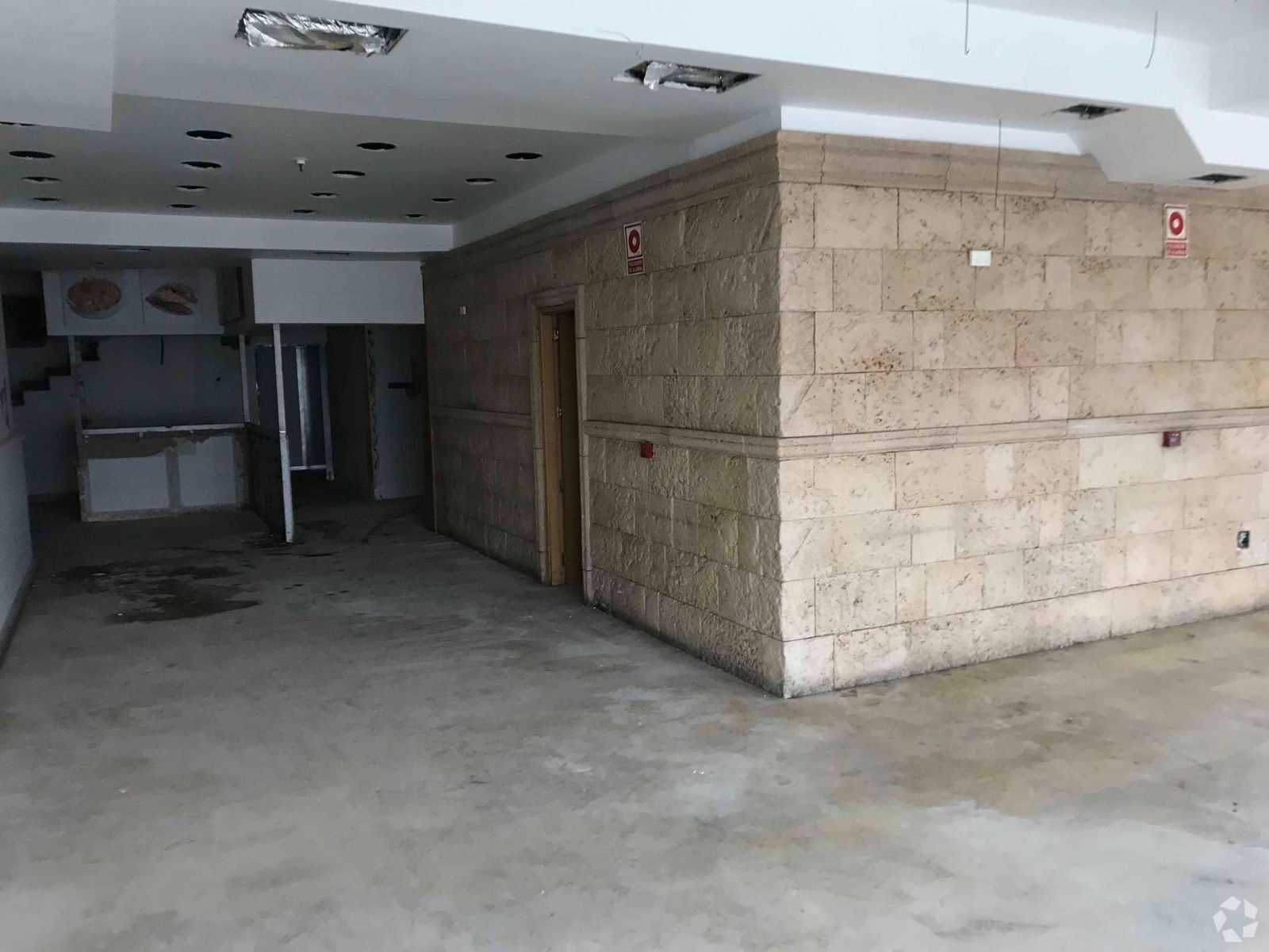 Commerce de détail dans Alcobendas, Madrid à vendre Photo intérieure- Image 1 de 2