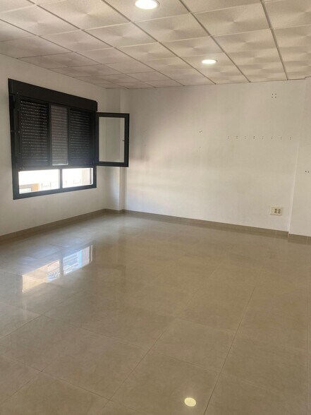 Office in El Ejido, Almería for sale - Building Photo - Image 3 of 9