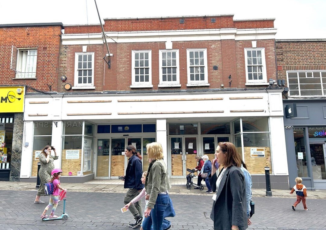 17-18 Peascod St, Windsor for lease Building Photo- Image 1 of 2