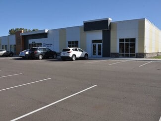 Plus de détails pour 10141 University Ave NE, Blaine, MN - Bureau/Commerce de détail à louer