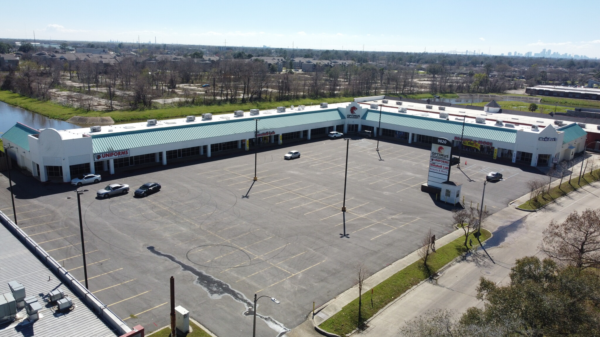 9820 Lake Forest Blvd, New Orleans, LA for sale Building Photo- Image 1 of 6