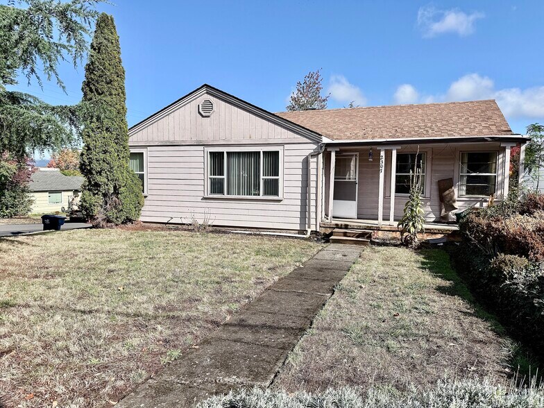 2301 Willamette St, Eugene, OR à vendre - Photo du bâtiment - Image 3 de 15