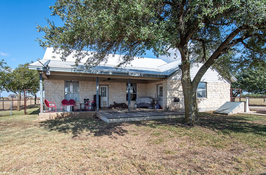 1833 County Road 305, Jarrell, TX for sale - Other - Image 2 of 40