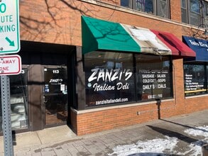 109-119 W 1st St, Elmhurst, IL à louer Photo du bâtiment- Image 1 de 4