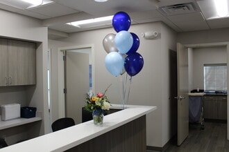 12208-12210 W 87th Street Pky, Lenexa, KS for lease Building Photo- Image 1 of 5