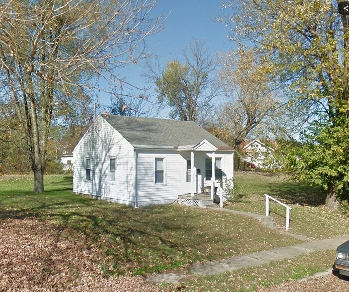 521 Asher St, Cape Girardeau, MO for sale - Primary Photo - Image 1 of 1