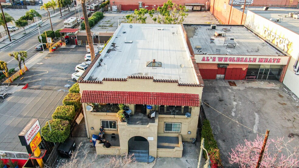 1909 N BROADWAY, Los Angeles, CA à vendre - Photo du bâtiment - Image 2 de 12