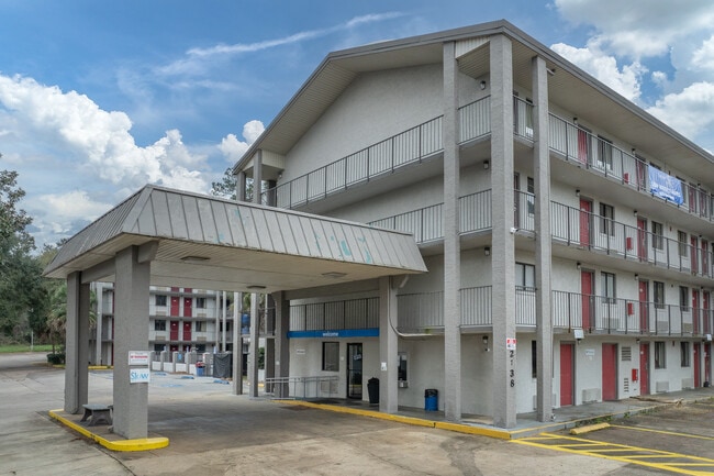 More details for 2738 N Monroe St, Tallahassee, FL - Hospitality for Auction