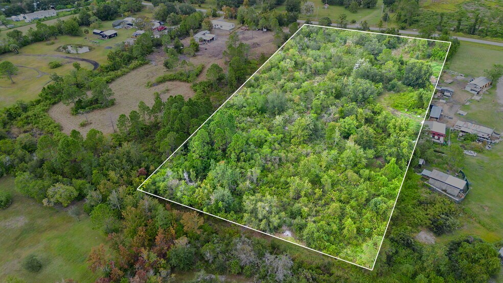 High Plains Lane portefeuille de 2 propriétés à vendre sur LoopNet.ca - Photo du bâtiment - Image 3 de 8