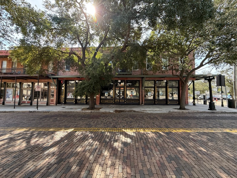 1505 E 9th Ave, Tampa, FL à vendre - Photo du bâtiment - Image 3 de 17