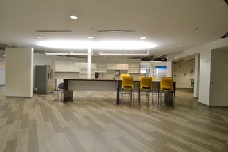 1400 Goodale Blvd, Columbus, OH for lease Interior Photo- Image 2 of 10