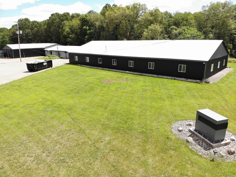 6190 N Riverview Dr, Kalamazoo, MI for sale - Building Photo - Image 2 of 42