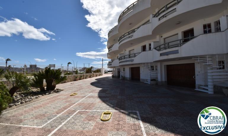 Multifamily in Castelló d'Empúries, Gerona for sale - Building Photo - Image 3 of 26