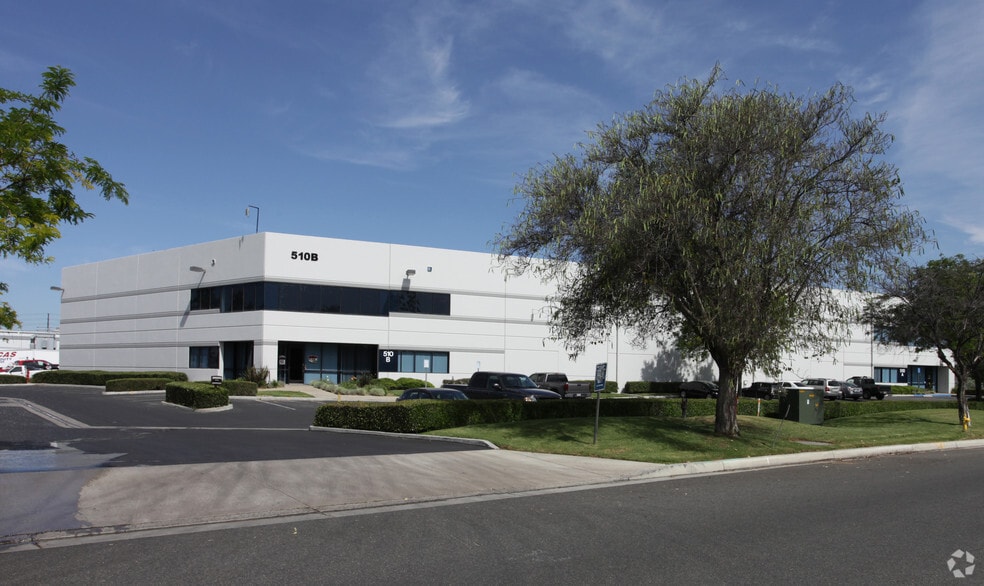 510 N Sheridan St, Corona, CA à louer - Photo principale - Image 1 de 6