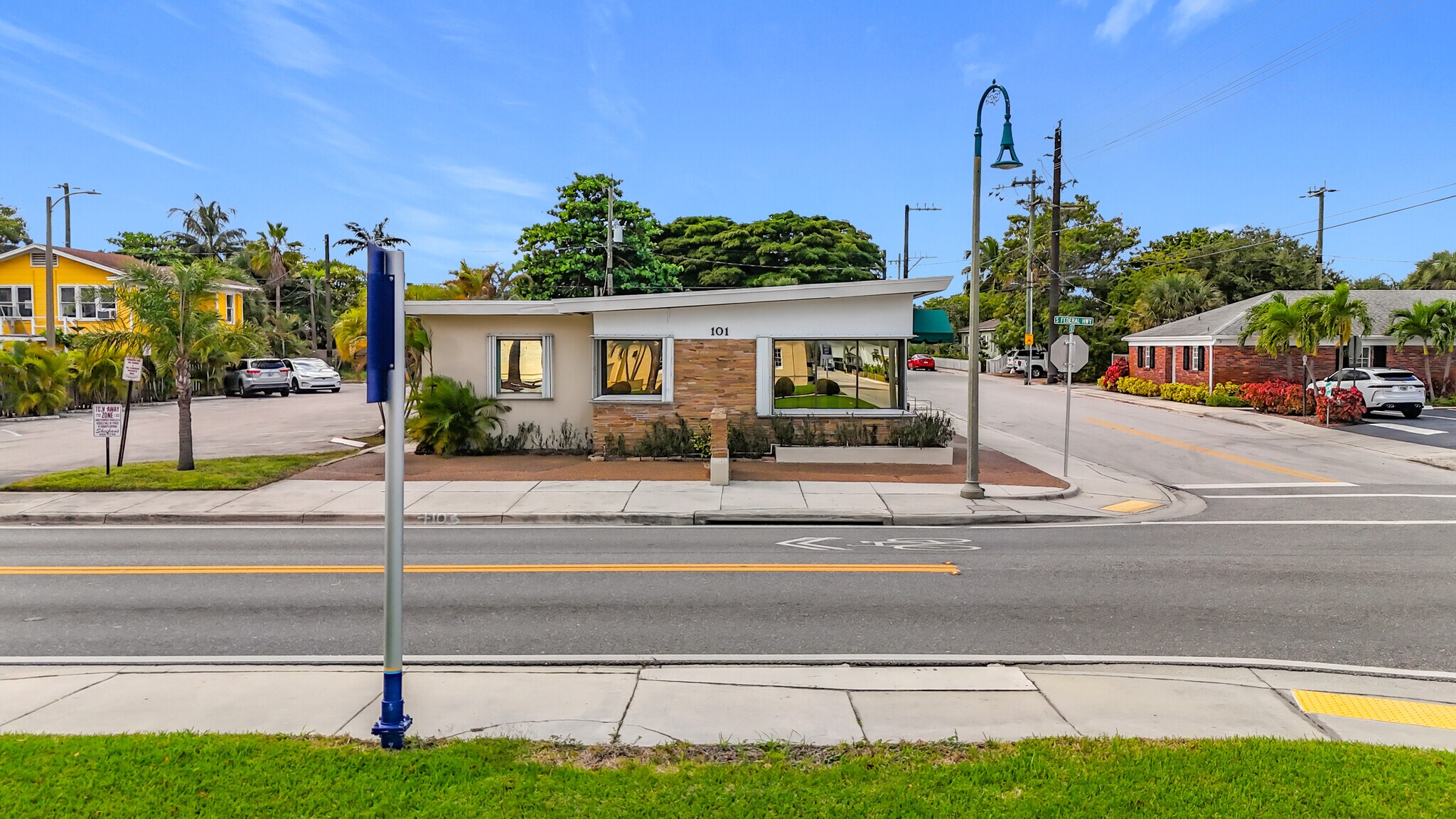 101 S Federal Hwy, Lake Worth, FL à vendre Photo du bâtiment- Image 1 de 36