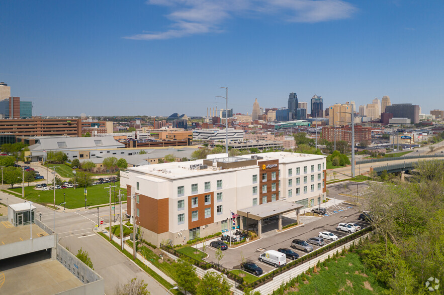 2321 Troost Ave, Kansas City, MO for lease - Aerial - Image 2 of 9