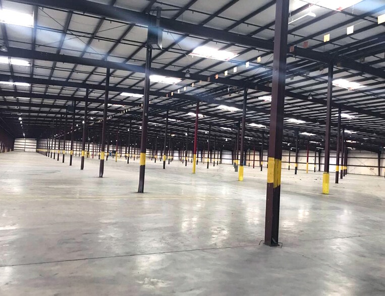 501 Daniel St, Tarboro, NC for sale - Building Photo - Image 3 of 6