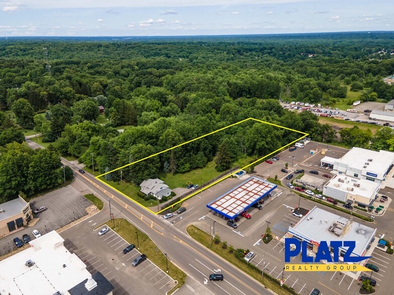 6407 Raccoon Rd, Canfield, OH for lease - Primary Photo - Image 1 of 8