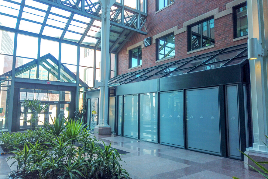 644 Main St, Moncton, NB for lease - Lobby - Image 2 of 6