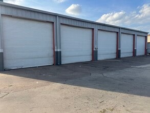 10105 Old Bammel N Houston Rd, Houston, TX for lease Building Photo- Image 1 of 5