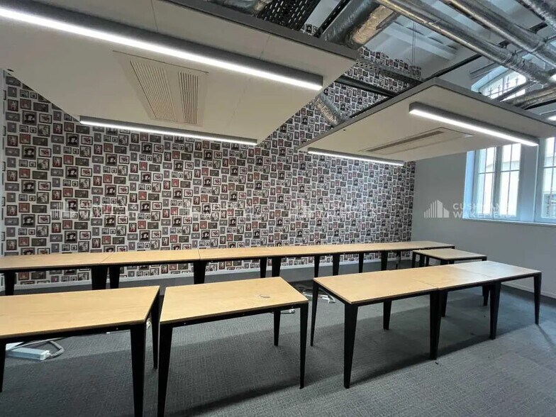 1 Place De L'hôtel Des Postes, Marseille à louer - Photo intérieure - Image 3 de 16