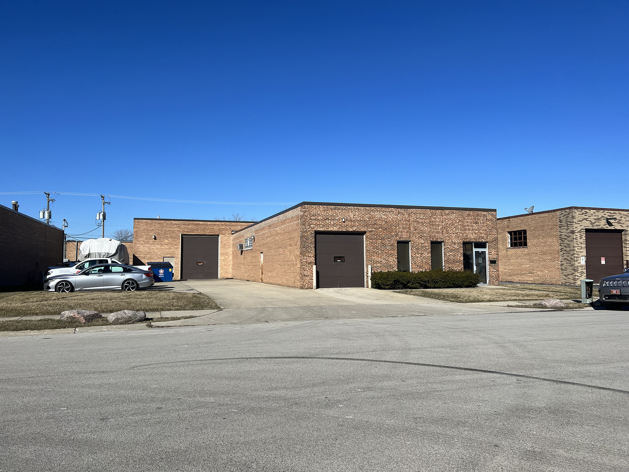 150 Crossen Ave, Elk Grove Village, IL for sale Building Photo- Image 1 of 1