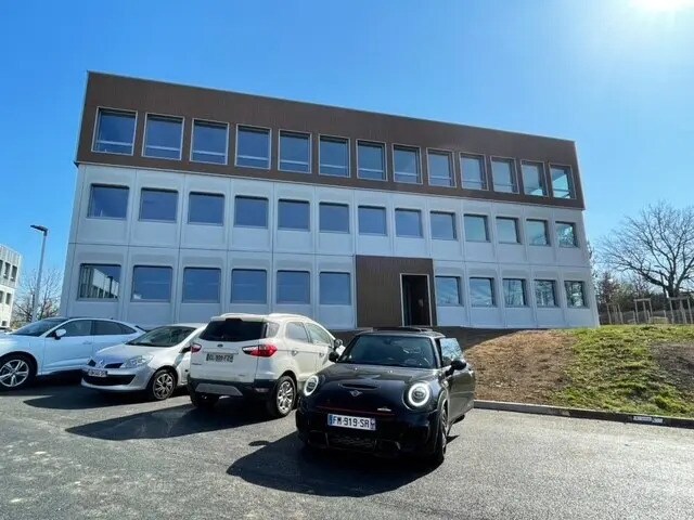 3 Chemin Du Jubin, Dardilly à louer - Photo du bâtiment - Image 1 de 1