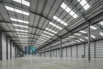1 Michigan Dr, Milton Keynes for lease Building Photo- Image 1 of 4