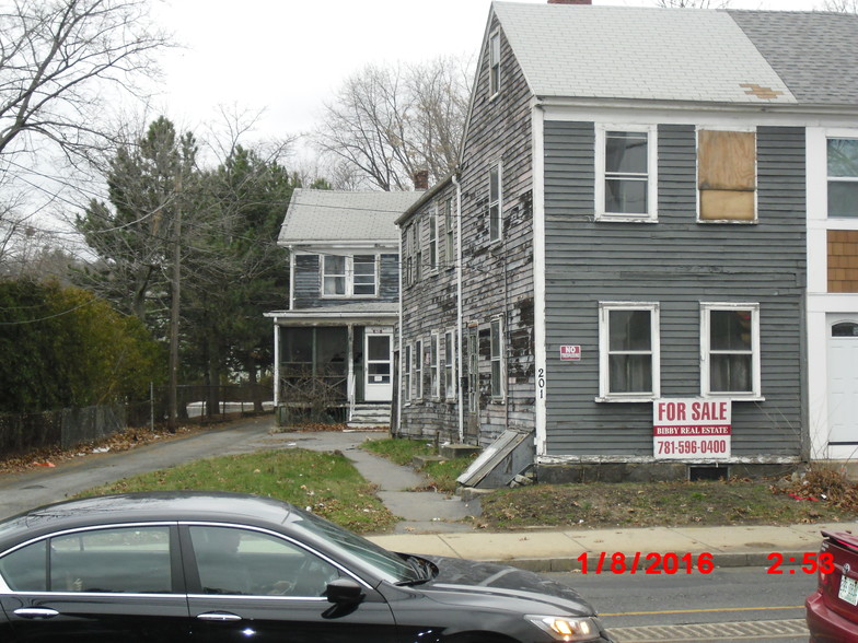 203 Boston St, Lynn, MA à vendre - Autre - Image 1 de 1