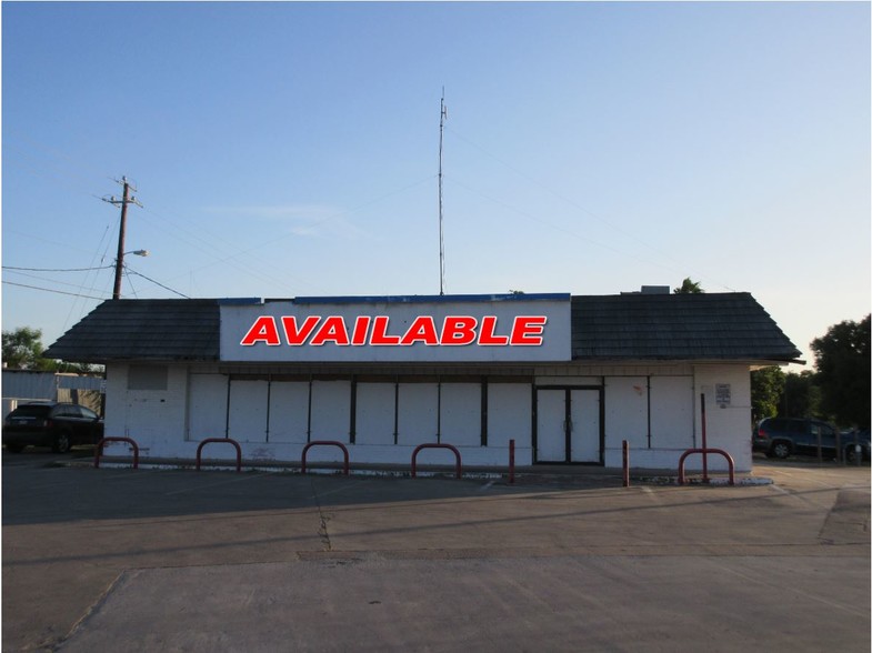 2744 E 13th St, Brownsville, TX for sale - Building Photo - Image 1 of 1