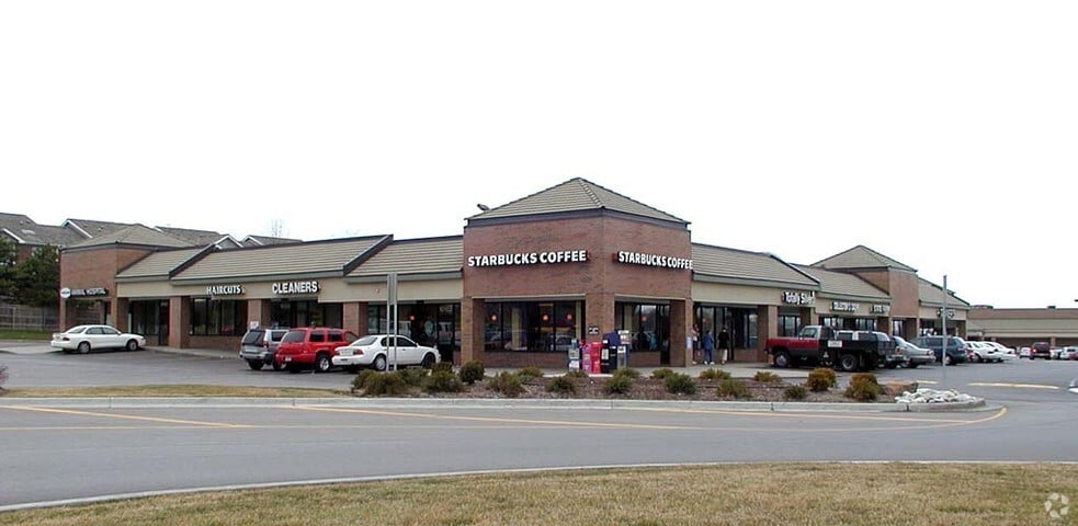 10118 W 119th St, Overland Park, KS for lease - Building Photo - Image 2 of 4