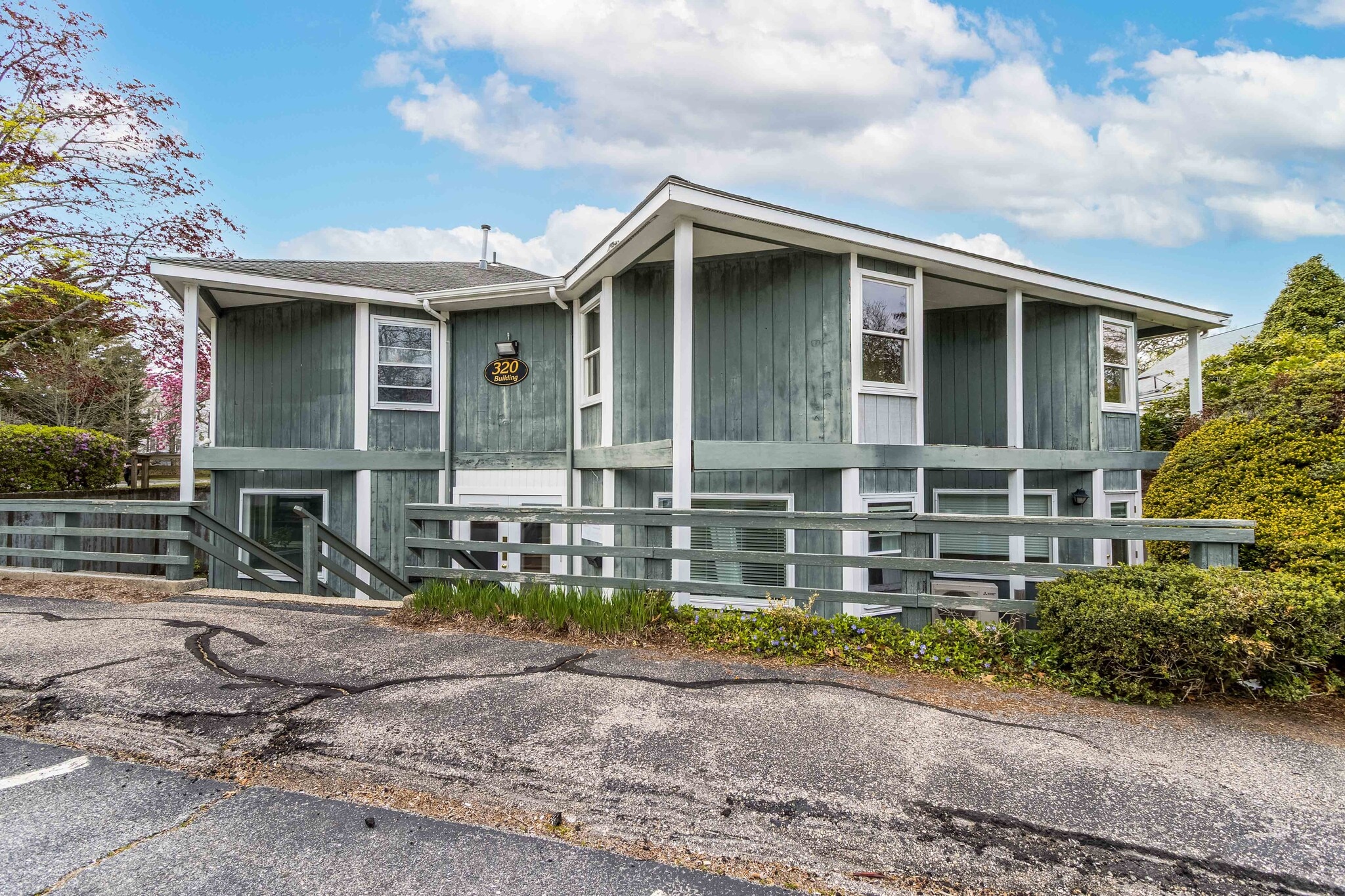 320 Gifford St, Falmouth, MA for sale Building Photo- Image 1 of 35
