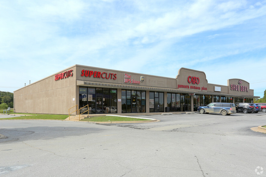 1004-1014 W Taft Ave, Sapulpa, OK for sale - Primary Photo - Image 1 of 1