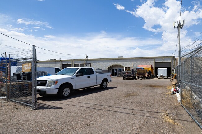 More details for 1920 N 25th Dr, Phoenix, AZ - Industrial for Lease