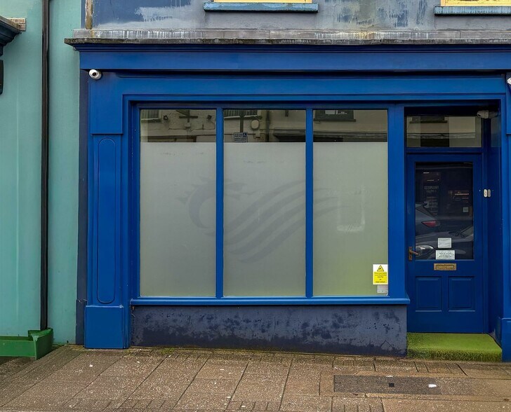 High St, Narberth for lease - Primary Photo - Image 1 of 1