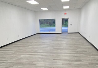 404 S Babcock St, Melbourne, FL for lease Interior Photo- Image 1 of 3