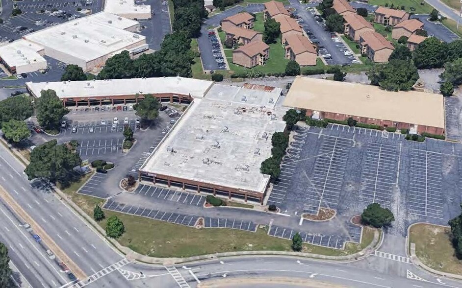 13015 Abercorn St, Savannah, GA for sale - Building Photo - Image 2 of 12