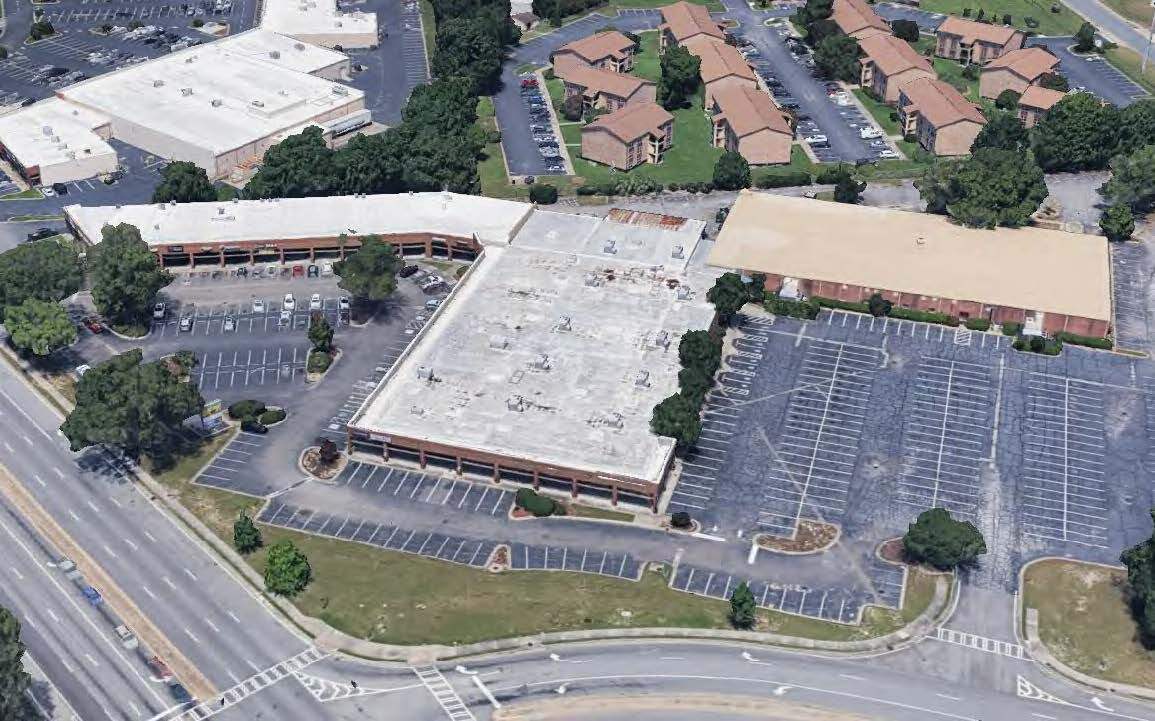 13015 Abercorn St, Savannah, GA à vendre Photo du bâtiment- Image 1 de 13