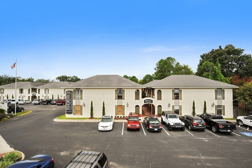 850 Kaliste Saloom Rd, Lafayette, LA à louer - Photo du bâtiment - Image 3 de 22
