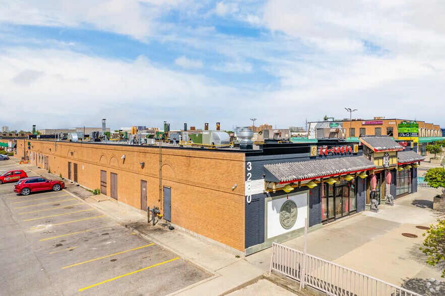 3280 Midland Ave, Toronto, ON à louer - Photo du bâtiment - Image 2 de 5