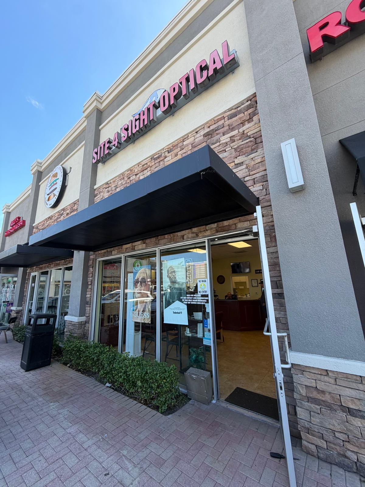 645-710 W Hallandale Beach Blvd, Hallandale, FL for lease Building Photo- Image 1 of 6