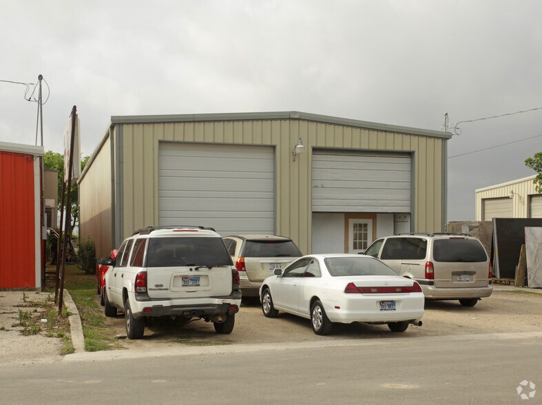 40108 Industrial Park Cir, Georgetown, TX à louer - Photo du bâtiment - Image 3 de 3
