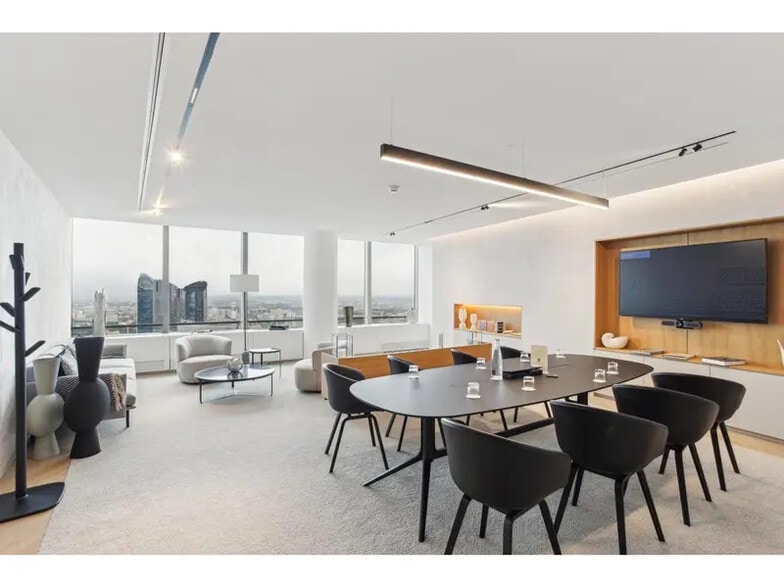 20 Place De La Défense, Puteaux for lease - Interior Photo - Image 3 of 28