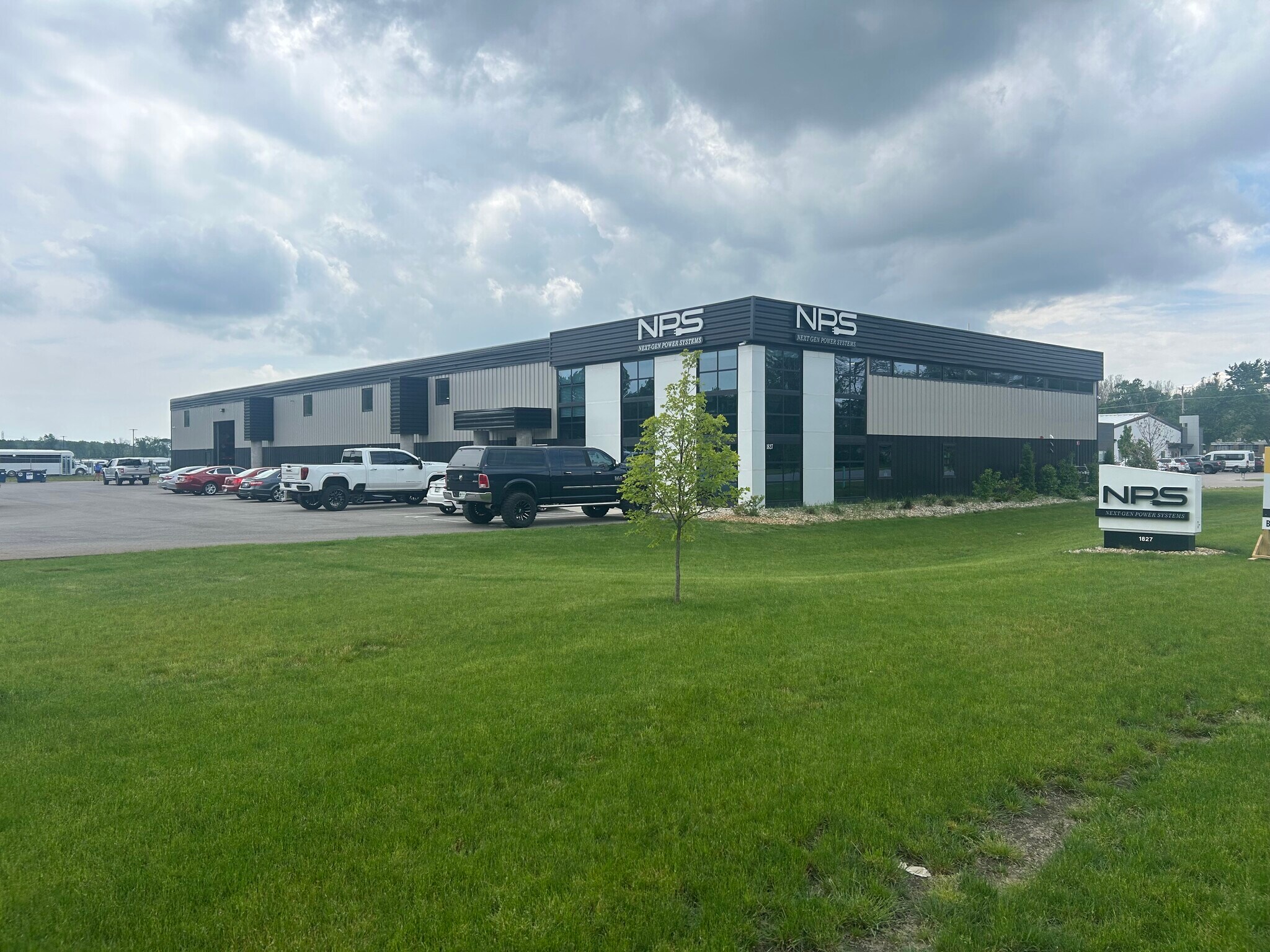 1827 County Road 6 E, Elkhart, IN for sale Building Photo- Image 1 of 13